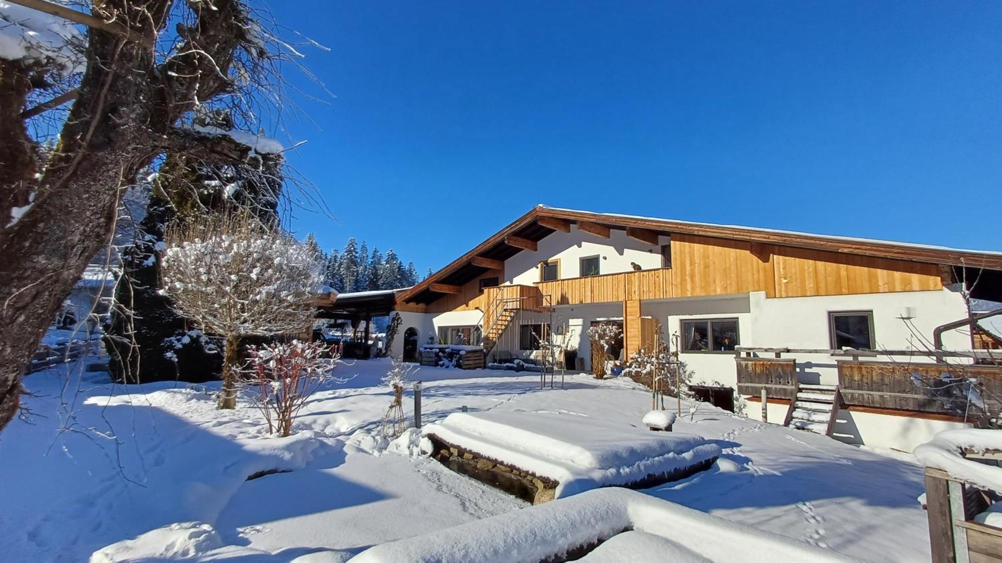 Landhaus Almdorf Hotel Sankt Johann in Tirol Exterior photo